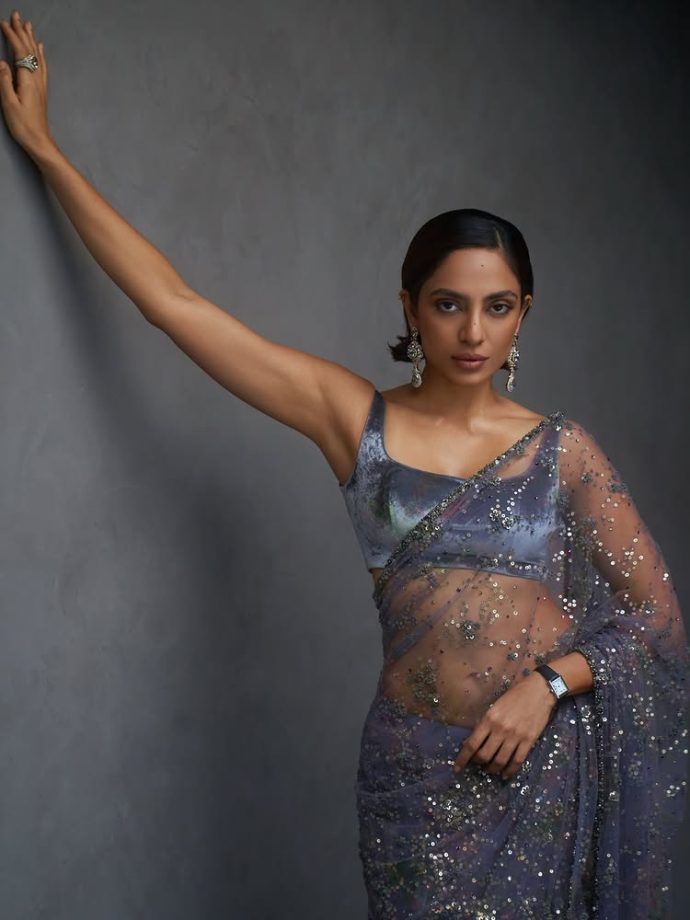 Sobhita Dhulipala Screams Attention In Sheer Saree With Sleevless Blouse; Her Bob Haircut Adds Modern Edge 991688