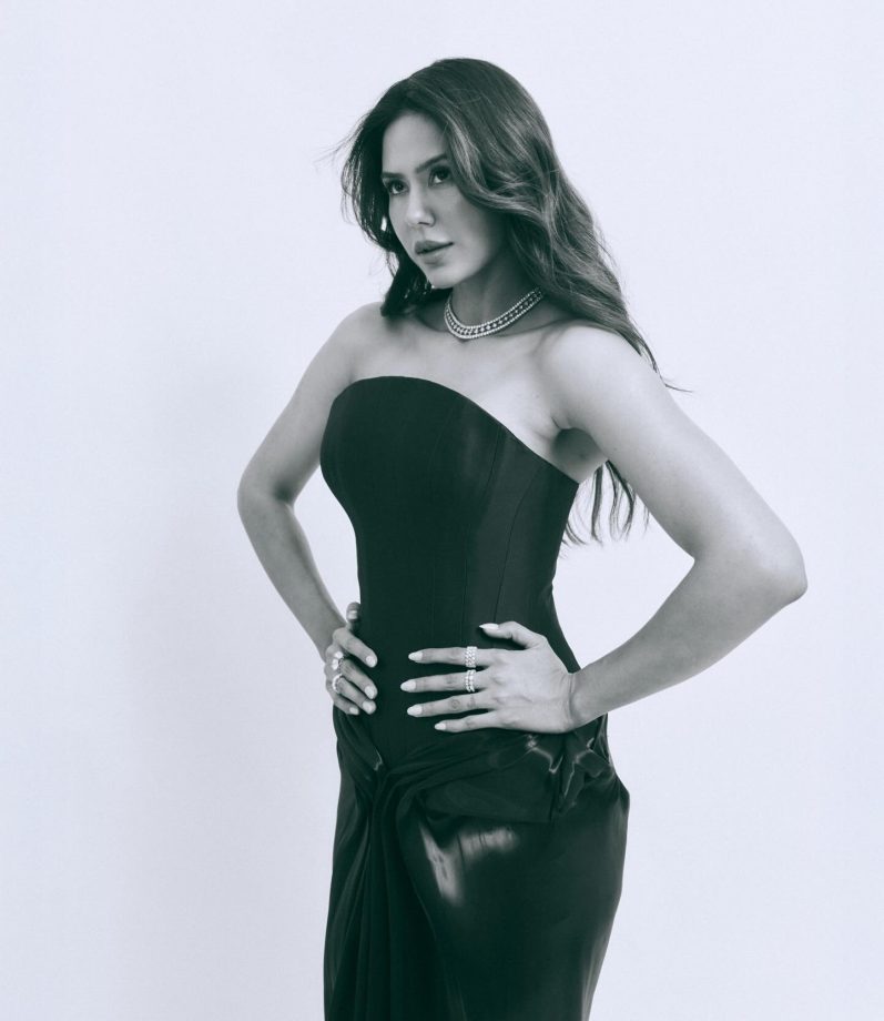Sonam Bajwa Stuns In Black Off-Shoulder Corset Dress With Effortless Glam 992450