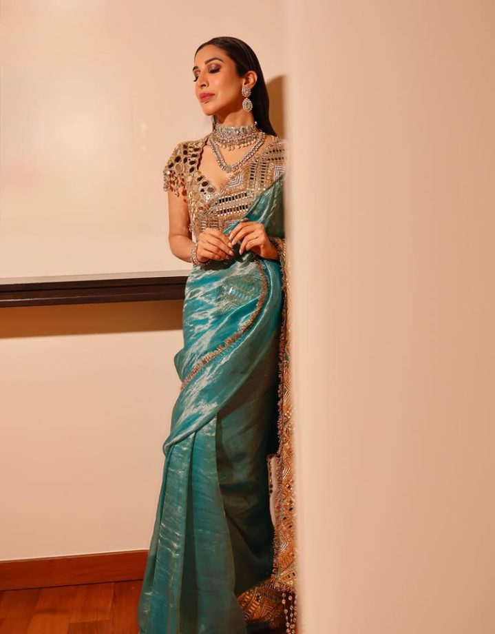 Sophie Choudhry Shines In Teal Blue Saree, Her Mirror Work Deep Neck Blouse Screams Attention 991550