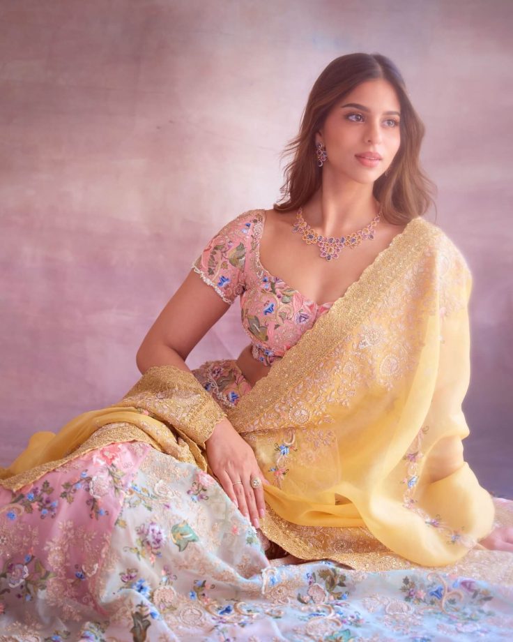 Suhana Khan Turns Heads In Peachy Pink Anamika Khanna Lehenga At Tendulkar Wedding 989768