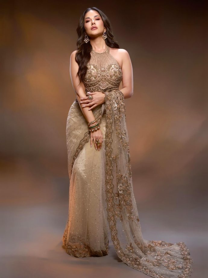 Sunny Leone Glows in Elegant Gold Saree Look with Statement Halter Blouse 991114