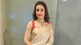 Trisha Krishnan Keeps It Graceful In Red Blouse And Golden Saree