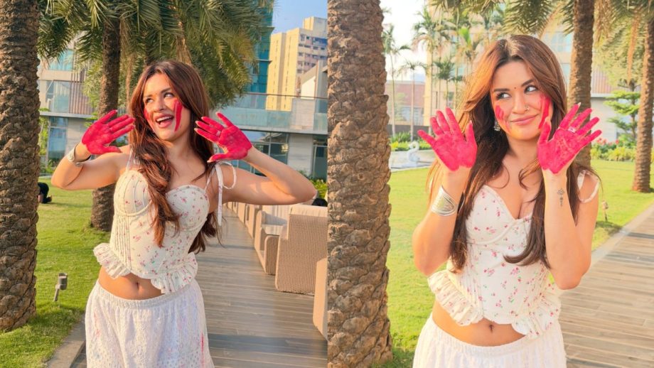 TV Celebs Holi 2026 Celebration Ft. Ashnoor Kaur, Avneet Kaur And Adrija Roy 989517