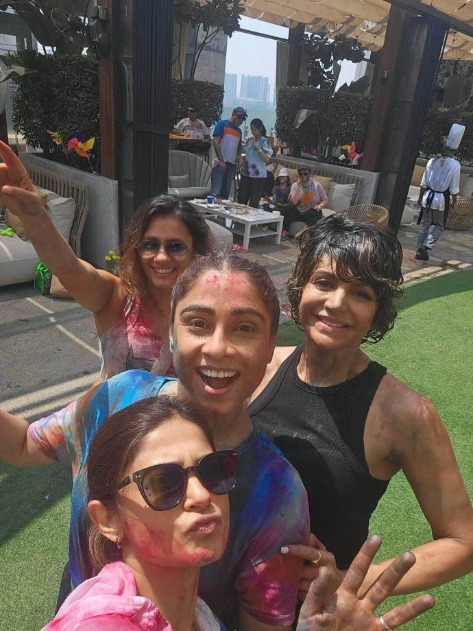 TV Celebs Holi 2026 Celebration Ft. Shraddha Arya, Jennifer Winget And Divyanka Tripathi 989527