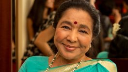RIP: Bollywood's Legendary Singer Asha Bhosle Passes Away At 92