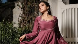 Manisha Rani Turns Heads in Elegant Maroon Ethnic Look