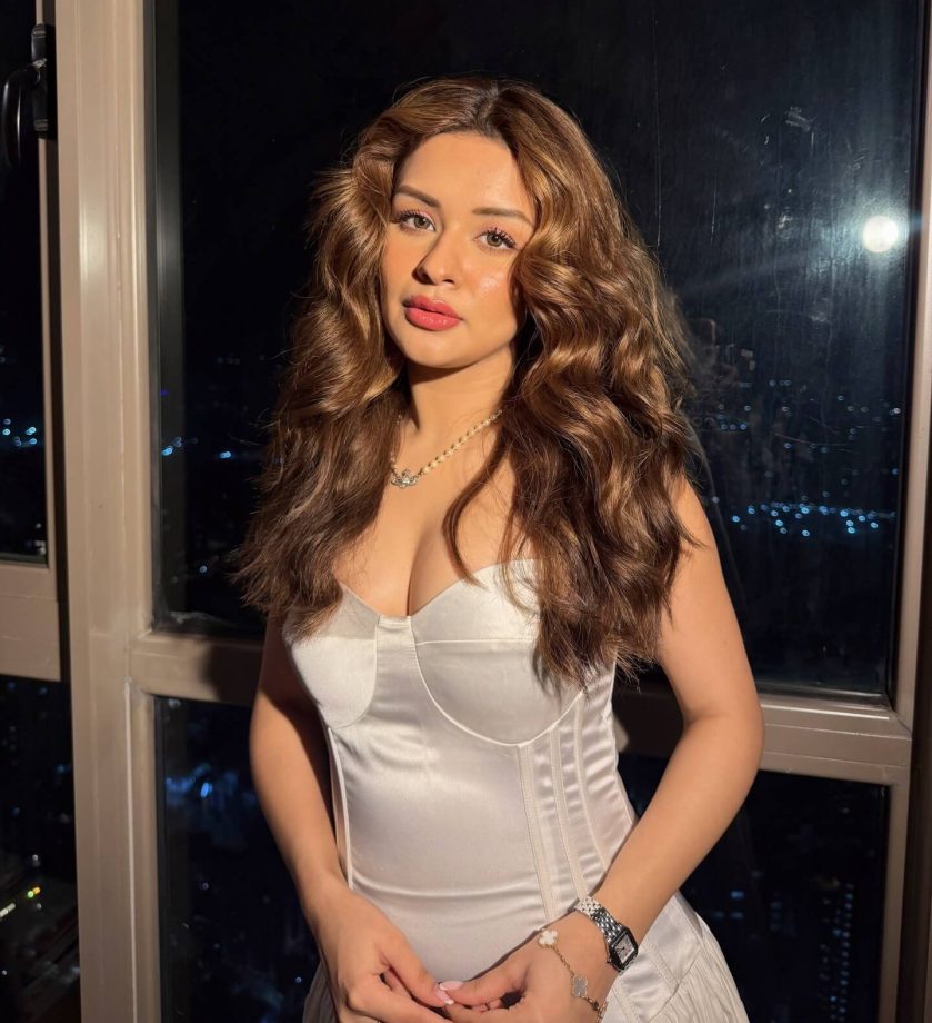 Avneet Kaur Makes Hearts Flutter In Her Dreamy White Corset Gown—Take A Closer Look At Her Glam 994325