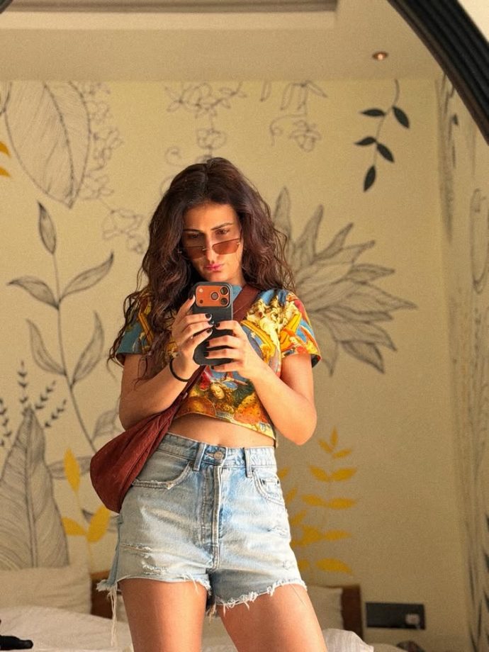 Fatima Sana Shaikh Soaks Up Beach Vibes in a Maroon Bikini Getaway 995774