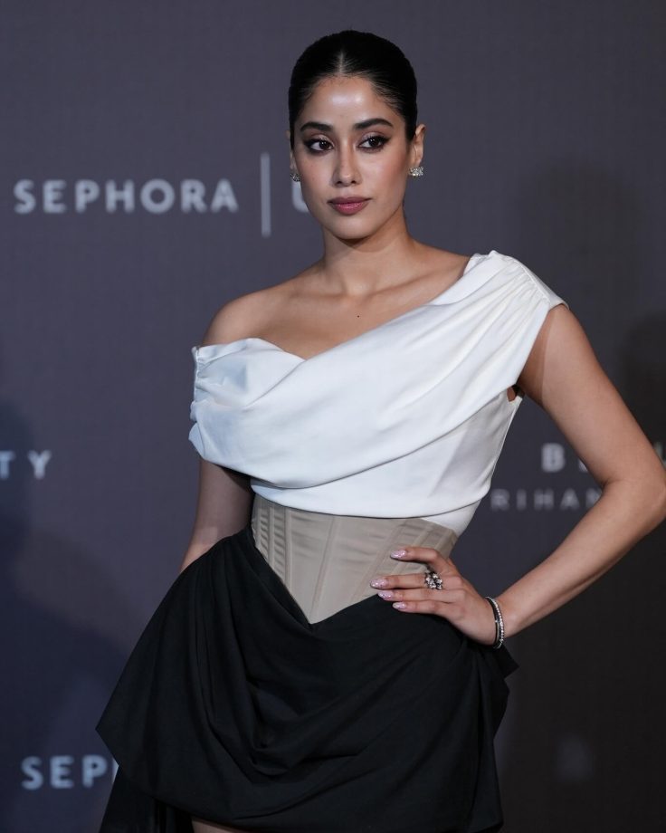 Janhvi Kapoor Keeps It Sleek and Sharp at Fenty Beauty Launch 995466