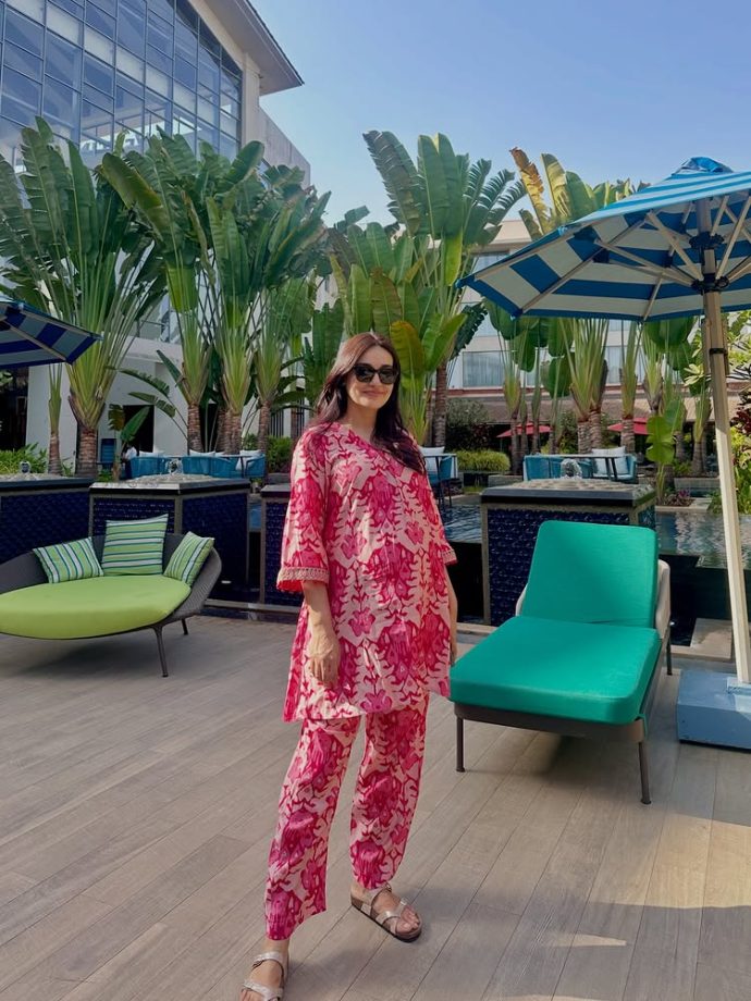 Mom-to-be Surbhi Jyoti Flaunts Her Baby Bump In Comfortable Looks, Her Smile Steals Hearts 993850