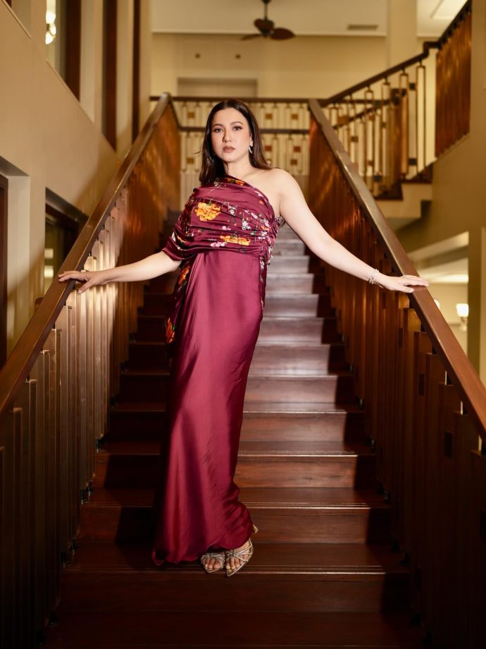 Mother Is Mothering! Gauahar Khan Stuns in a One-Shoulder Floral Gown After Welcoming Her Second Child 995070