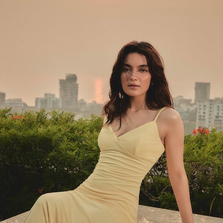 Pratibha Ranta Serves Effortless Sunset Style in a Yellow Dress 993319