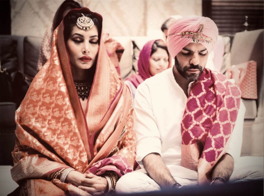 Priya Kapur Shares Unseen Anniversary Pics With Late Husband Sunjay Kapur, Reveals His Special Gift 994191