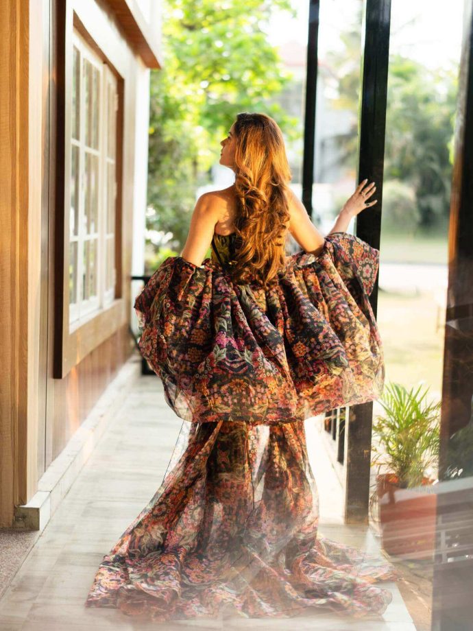 Rubina Dilaik Commands Attention In A Sculpted Velvet Gown 993744