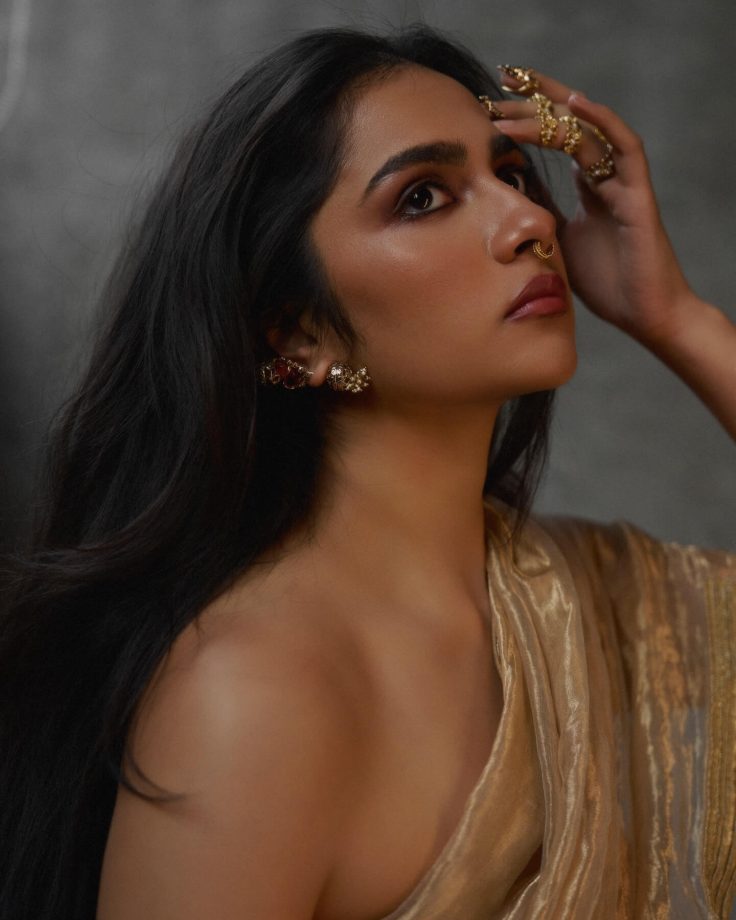 Rukmini Vasanth Embraces Timeless Elegance in Gold 995294