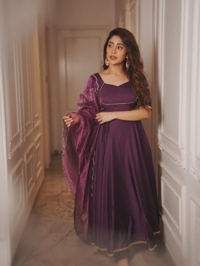 Shivangi Joshi stuns in a romantic ethnic look that feels straight out of a dream 995035