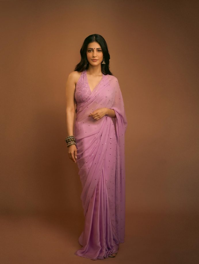 Shruti Hassan Makes Hearts Flutter In A Lavender Mirror Work Saree with Halter Blouse: Take A Look 993199