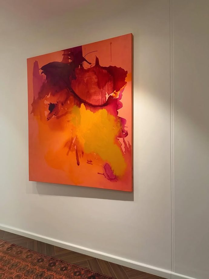 Tara Sutaria’s Elegant Home Is Reportedly Worth Rs 5–10 Crore, Self-Designed by the Actress 994237