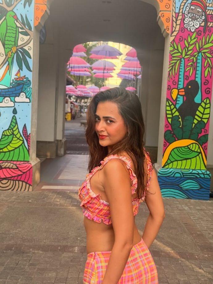 Tejasswi Prakash Shows Off Her Toned Abs in a Fun, Colorful Co-ord Look 994767