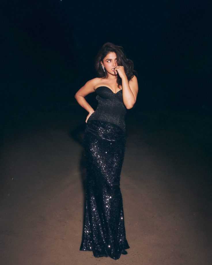 Wamiqa Gabbi goes all black and lets the look speak 995351