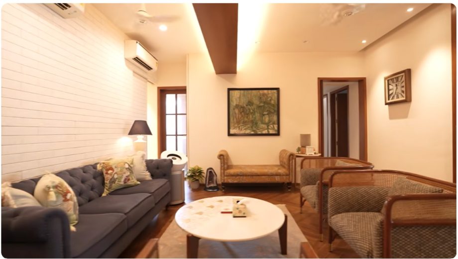 A Cozy Entertainment Zone To An Aesthetic Drawing Room: Peek Into Maniesh Paul's Luxurious Mumbai Home 997741