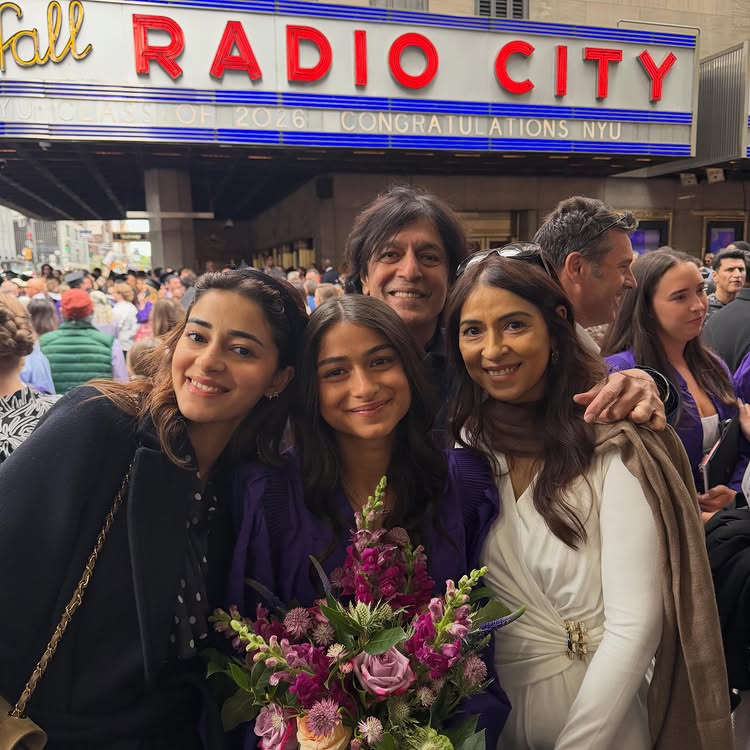 Ananya Panday Flies to New York to Celebrate Sister Rysa Panday’s NYU Graduation 997449