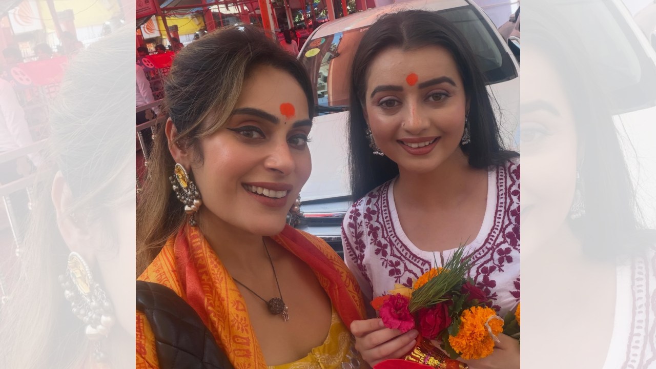 Bigg Boss 18 Besties Shrutika Arjun And Chahat Pandey Reunite, Vibe Together Visiting Siddhivinayak Temple 998717