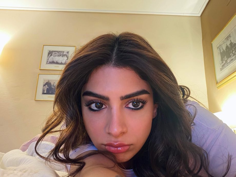 Check out pics from Khushi Kapoor’s Recent Vacation 997682