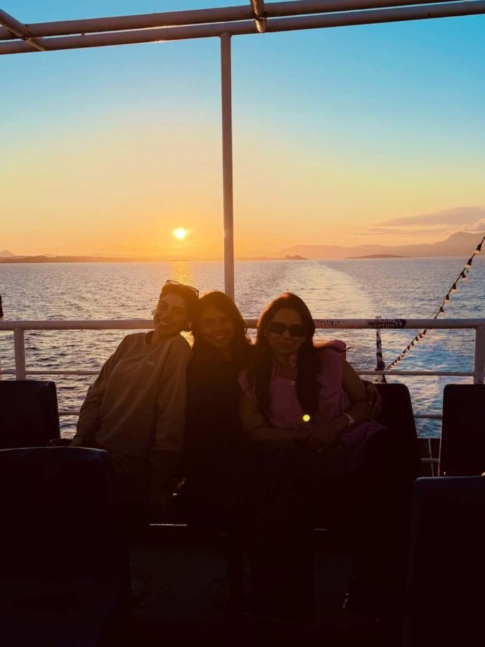 Check out pics from Khushi Kapoor’s Recent Vacation 997686