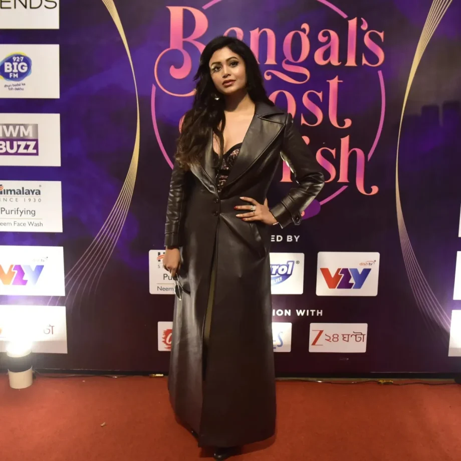 Dazzling Divas Own The Red Carpet at TRENDS Presents IWMBuzz.com’s Bengal’s Most Stylish Awards – Season 3 997122