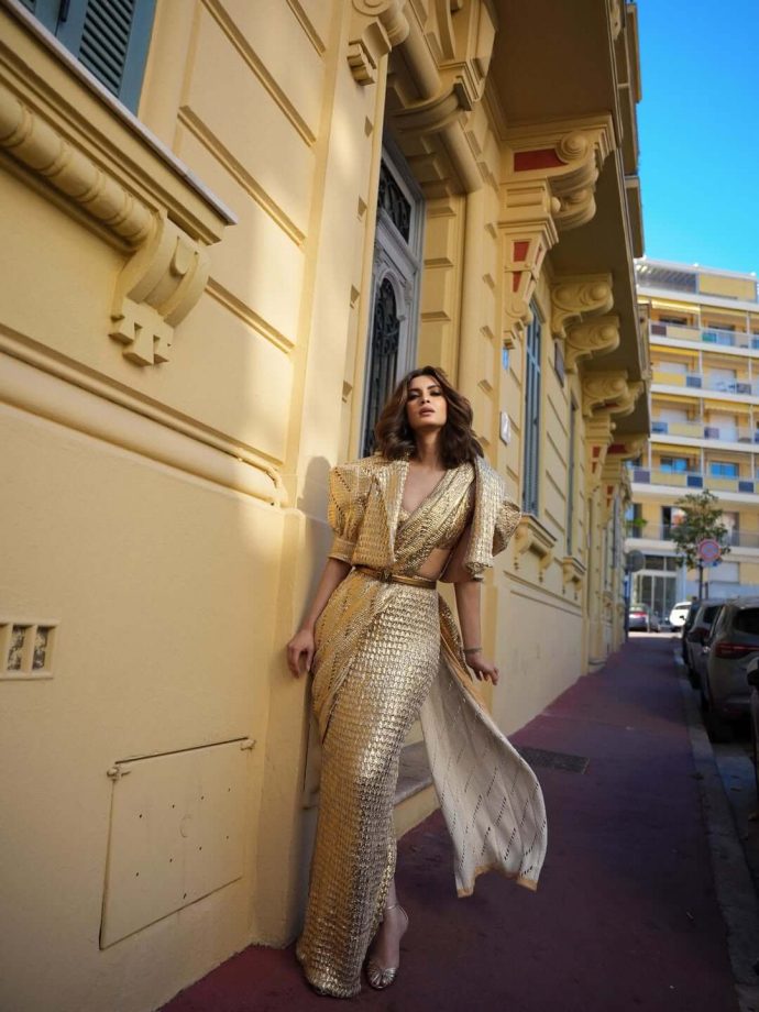 Diana Penty’s Gold Look Steals The Spotlight Online 998238