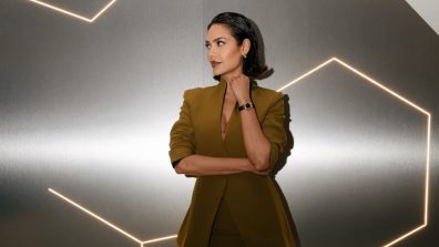 Esha Gupta Gives Major Fashion CEO Vibes in Latest Look