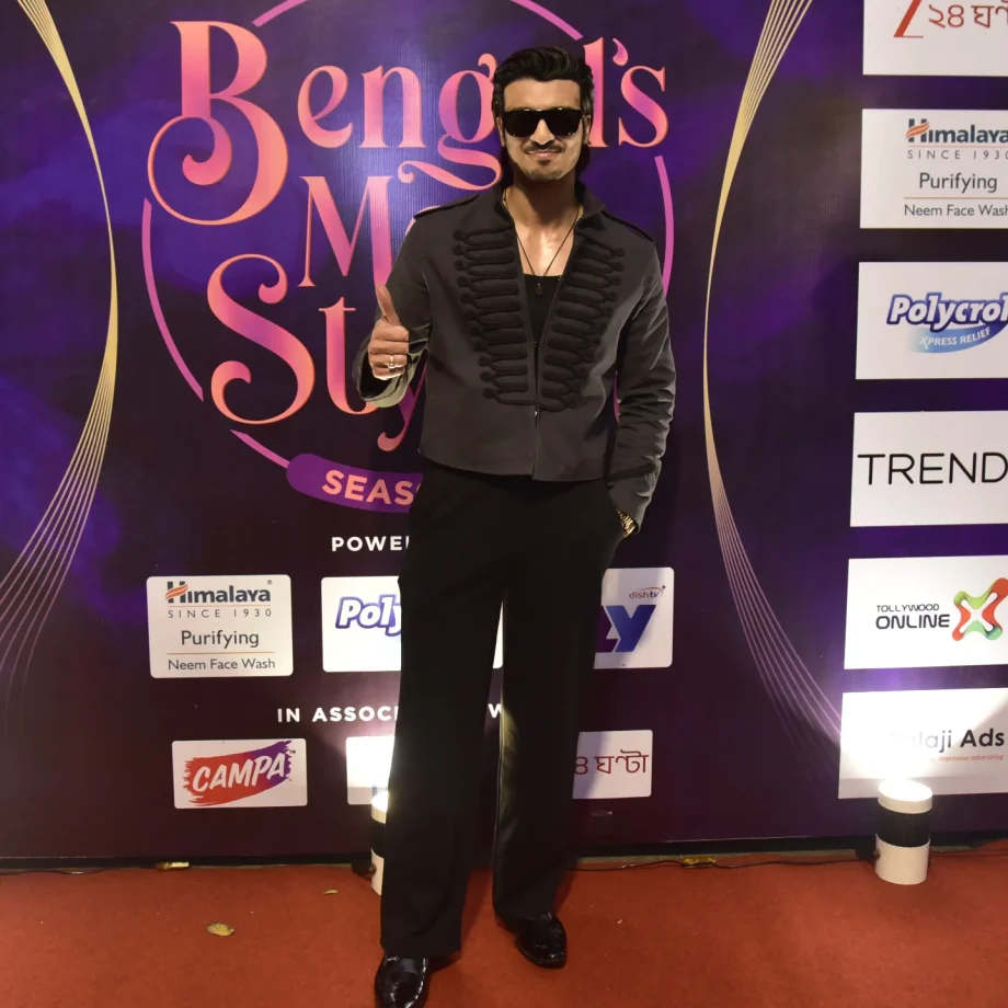 Hot Hunks Who Ruled The Red Carpet At TRENDS Presents IWMBuzz.com’s Bengal’s Most Stylish Season 3 996994