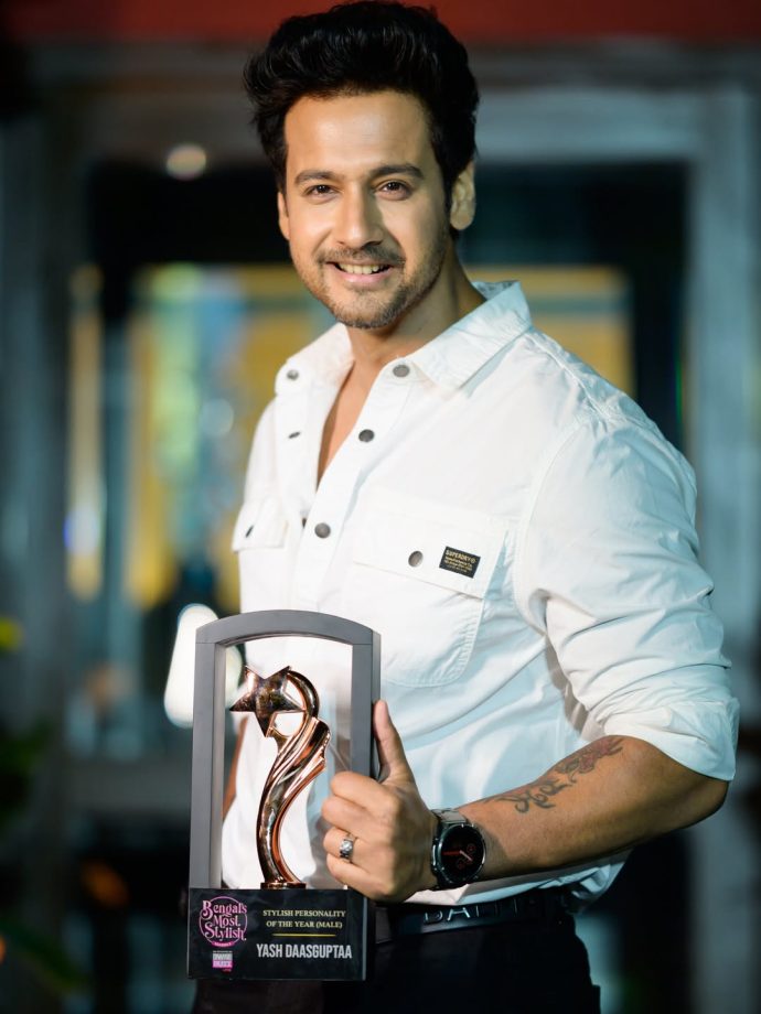 Hot Hunks Who Ruled The Red Carpet At TRENDS Presents IWMBuzz.com’s Bengal’s Most Stylish Season 3 996990