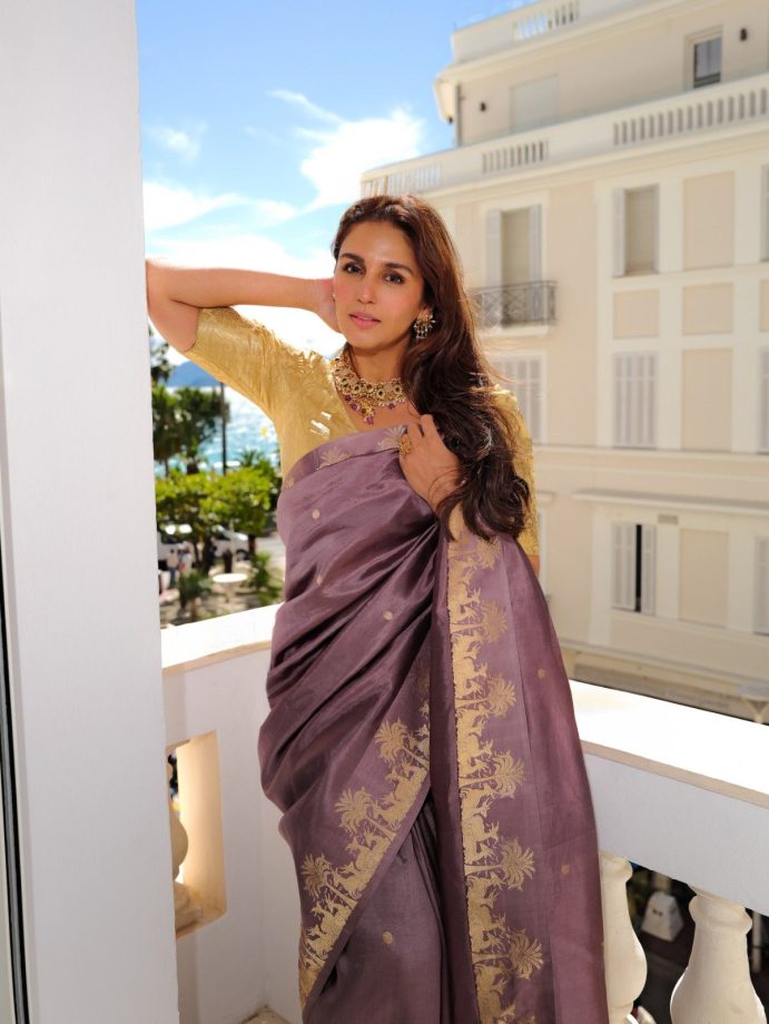 Huma Qureshi Brings Banaras Elegance To The French Riviera In A Mesmerizing Banarasi Saree Look 997490