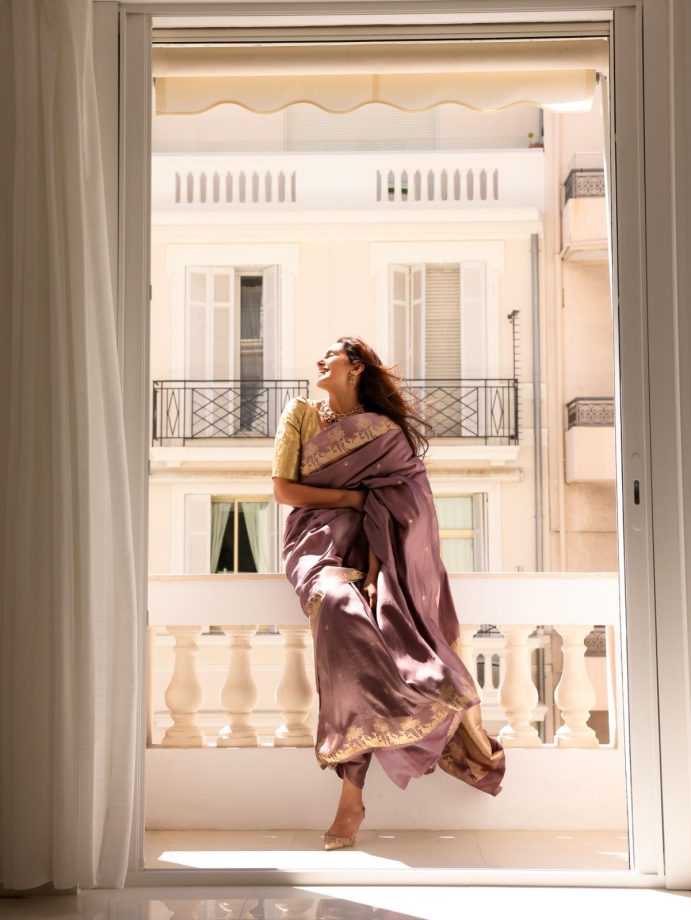 Huma Qureshi Brings Banaras Elegance To The French Riviera In A Mesmerizing Banarasi Saree Look 997492