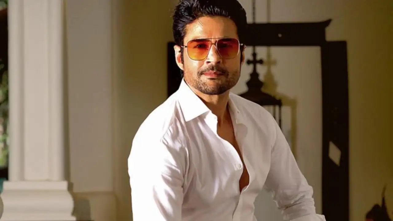 ‘I Never Asked Anyone For Their Number’: Rajeev Khandelwal Shares Cute Love Story With Wife 998086