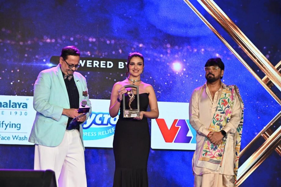 In Pics: Unforgettable Winning Moments at TRENDS Presents IWMBuzz.com’s Bengal’s Most Stylish Season 3 - 51