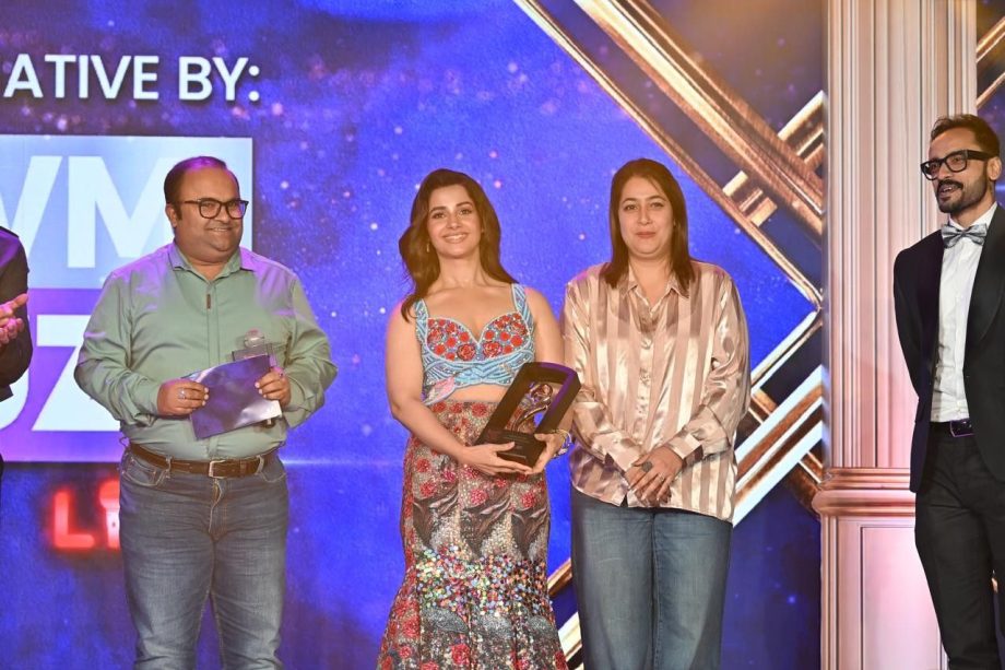 In Pics: Unforgettable Winning Moments at TRENDS Presents IWMBuzz.com’s Bengal’s Most Stylish Season 3 - 6