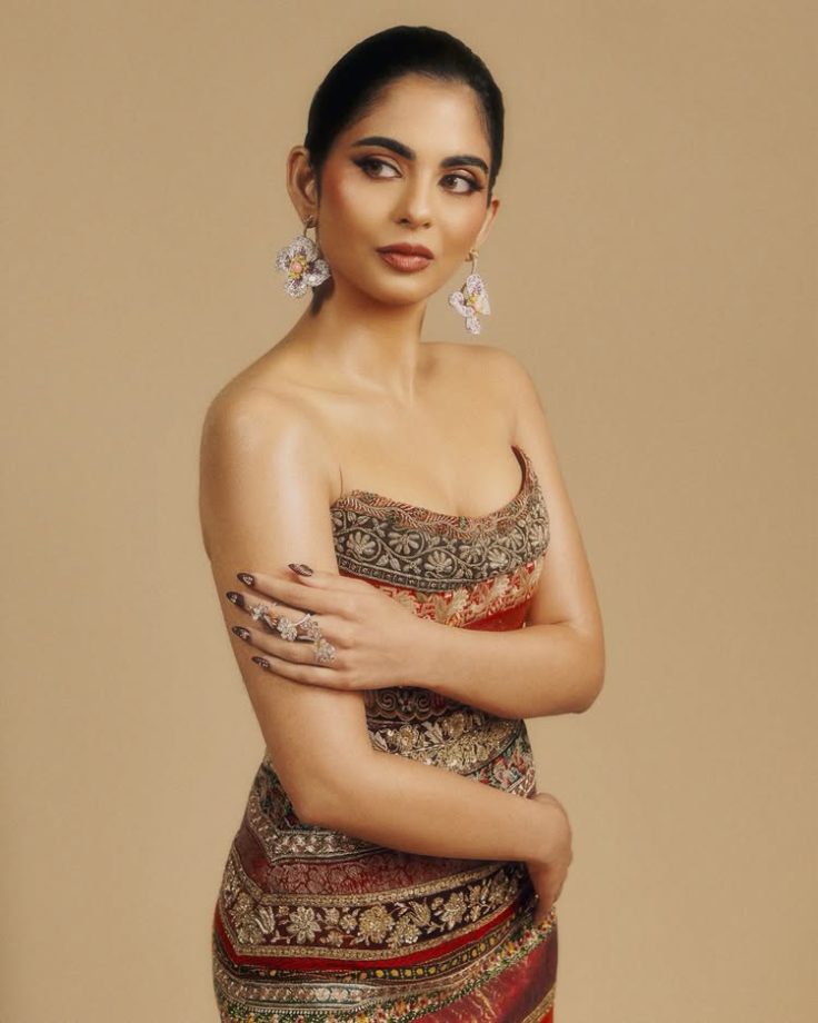 Isha Ambani makes a striking statement at the Vogue Met Gala 2026 pre-party in New York City 996115