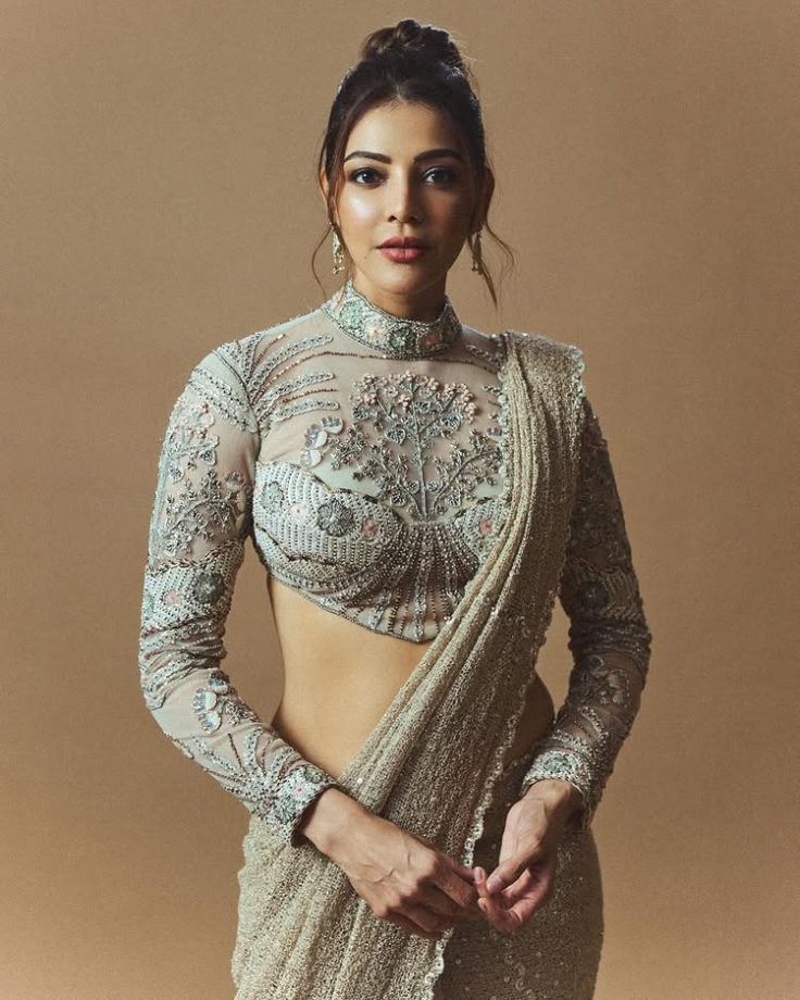 Kajal Aggarwal keeps it elegant in an off-white saree at Bellamkonda Sreenivas wedding reception 996107