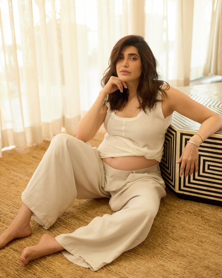 Karishma Tanna Pregnancy Comfy Fashion in Relaxed Co-Ord Look 998857