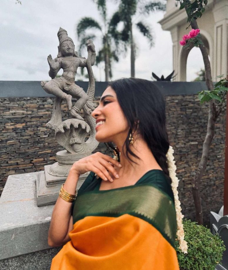 Malavika Mohanan’s Silk Saree Look Feels Straight Out of a Chennai Daydream 997476