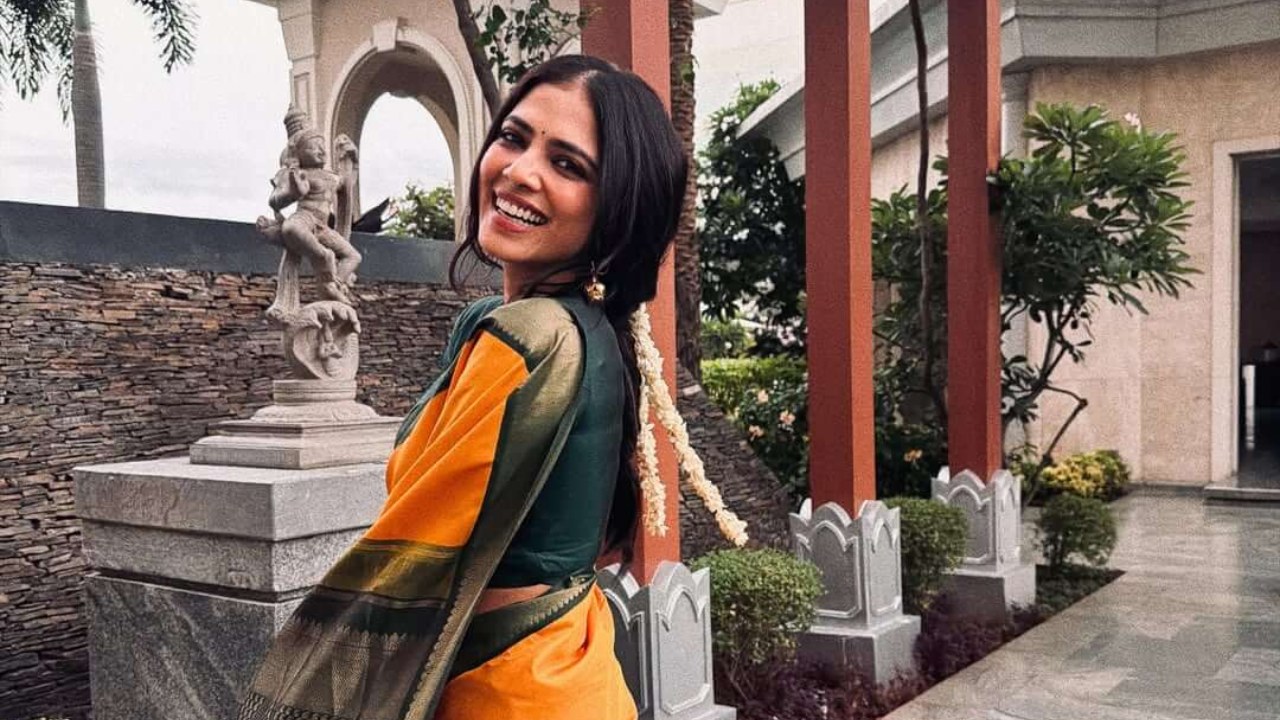 Malavika Mohanan’s Silk Saree Look Feels Straight Out of a Chennai Daydream 997479