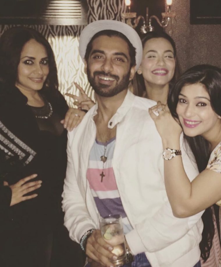 Neha Swami Sparks Nostalgia, Shares Throwback Pictures With Sanaya Irani, Ankita Lokhande & Others 997086