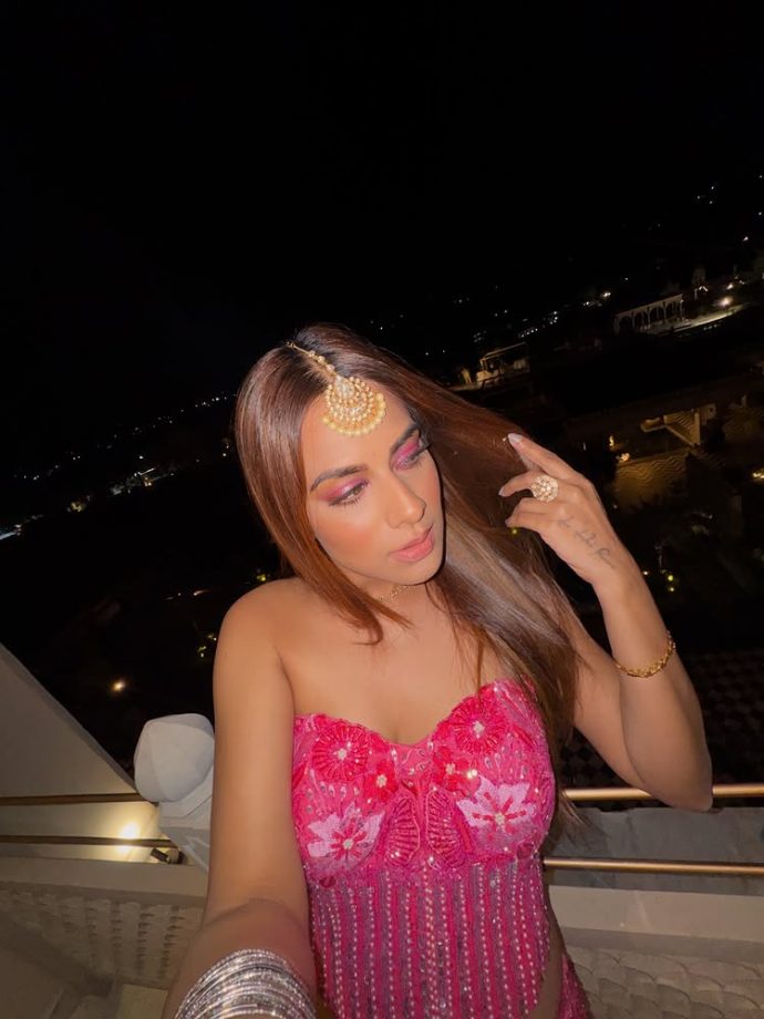 Nia Sharma brings bold glamour to festive fashion in a striking pink lehenga 997630