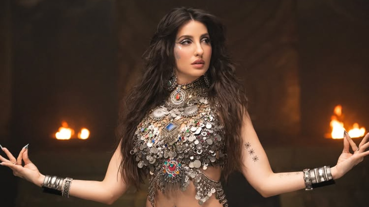 Nora Fatehi Lights Up the Scene in Bold Metallic Glam Look 998898
