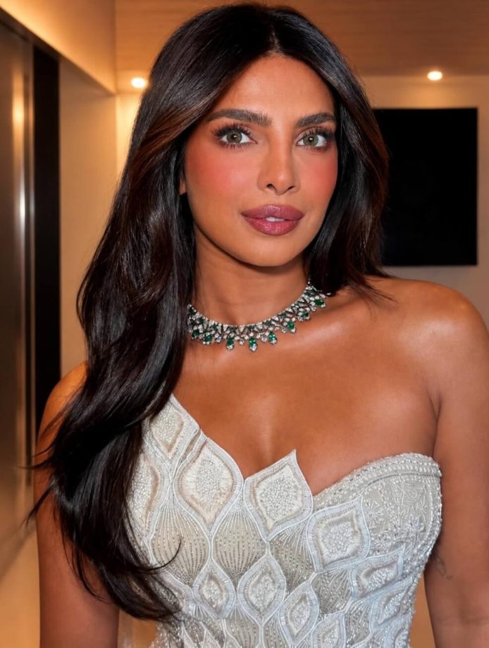 Priyanka Chopra Jonas, the actor, attended the Gold House event in a breathtaking custom creation by Amit Aggarwal, where she received the inaugural Vanguard honor while celebrating 25 years of her journey in entertainment. 996791