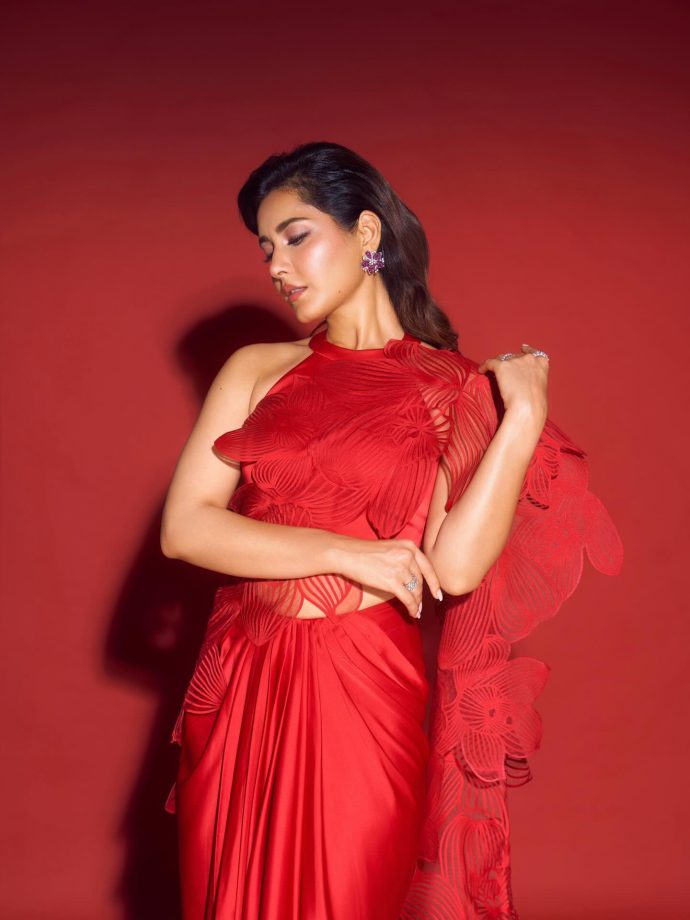 Raashii Khanna Drops Stunning Pictures In Head-To-Toe Red 998229