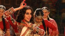 Sanskruti Jayana brings Satyabhama alive in dazzling Garba track Krishna Govinda in Krishnavataram